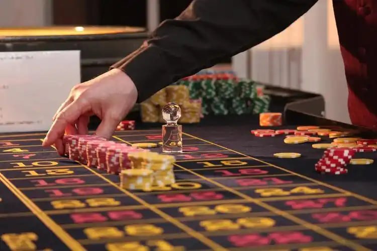 Ilustrasi platform sportsbook dan live casino trioslot dengan grafis modern